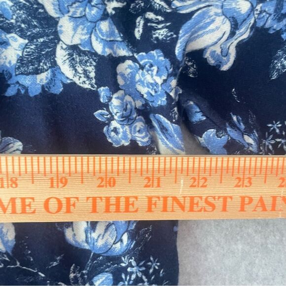 Lands End Floral Blue Long Sleeve Flannel Nightgown Cottagecore sz. M #NN - Picture 7 of 8